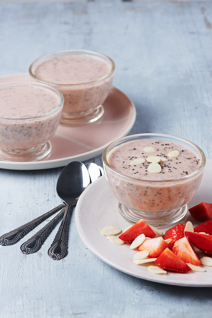 Strawberry, chia and almond pudding