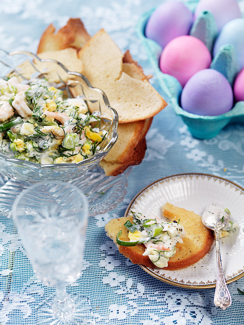 Easter roasted bread with egg salad