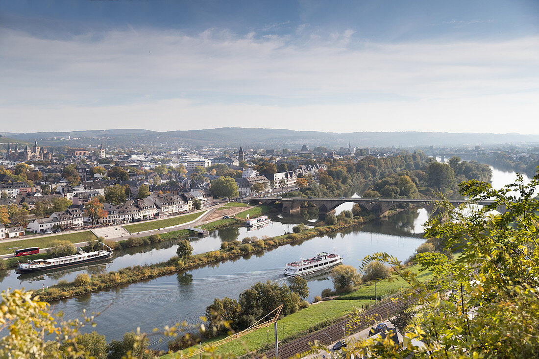 Blick vom Felsenpfad-Pallien auf Trier, Rheinland-Pfalz, Deutschland