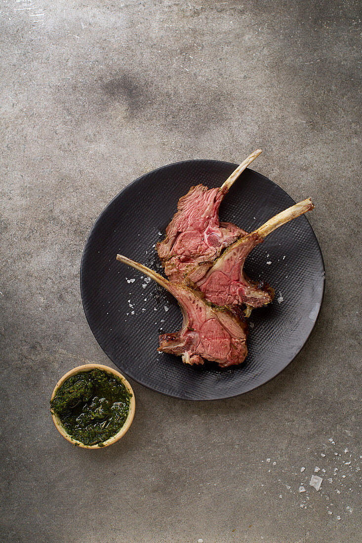 Roasted rack of lamb with spicy rosemary sauce