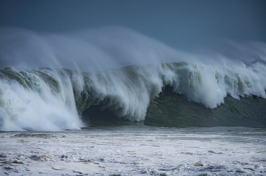 Wave formation during a winter storm
