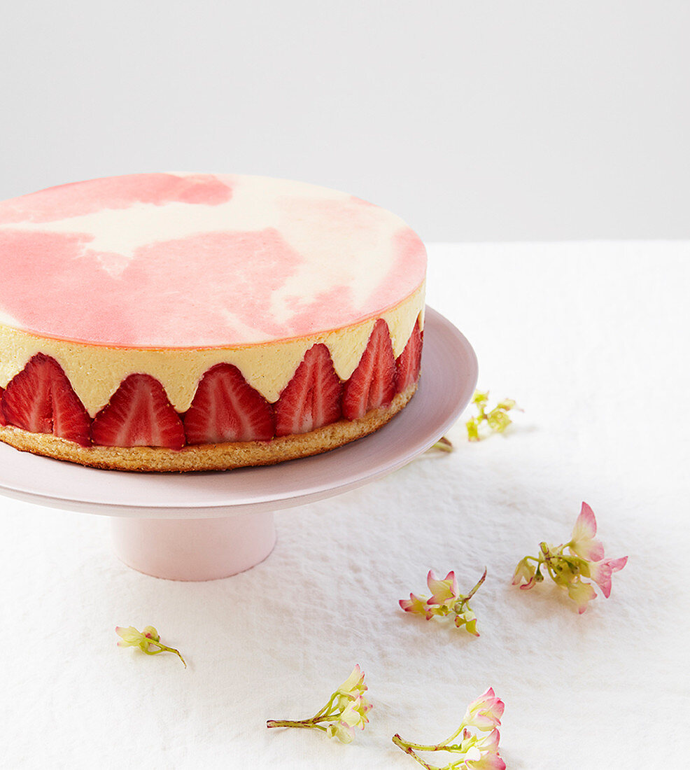Fraisier – a French strawberry cake