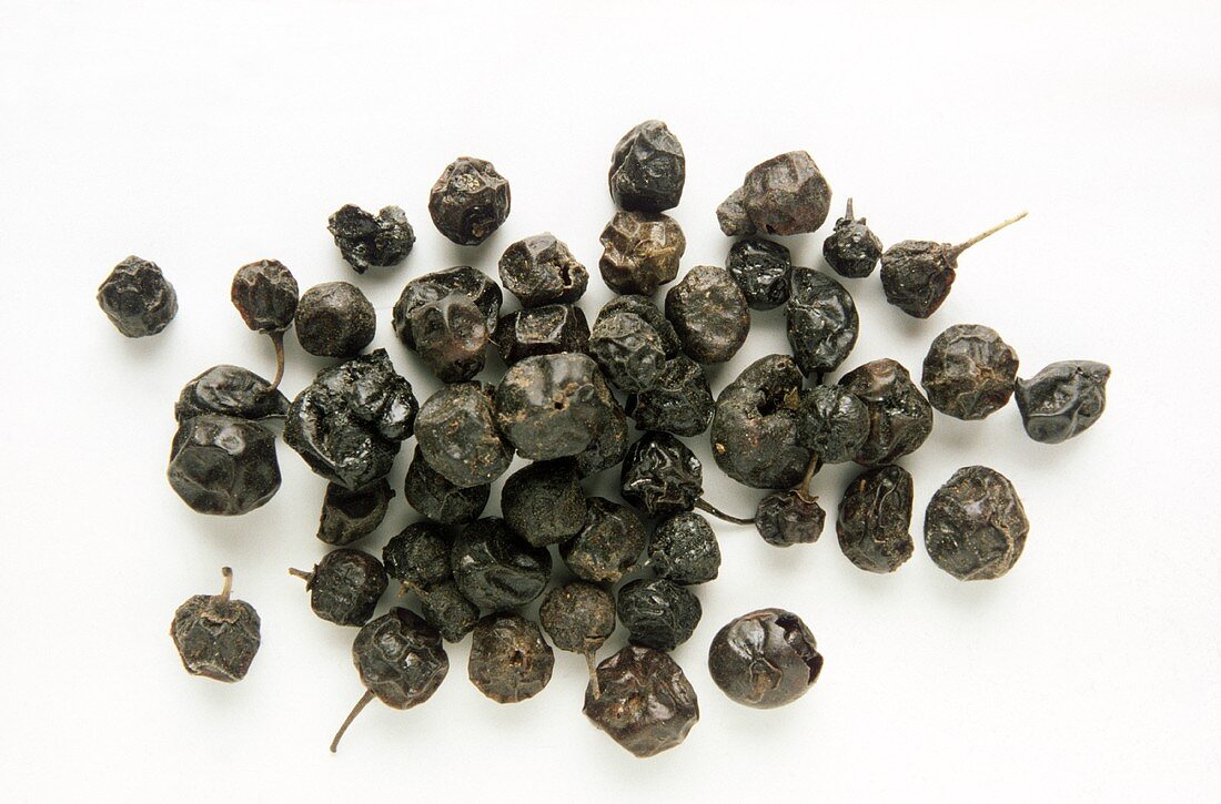 Buckthorn berries (berries of the alder buckthorn, laxative)