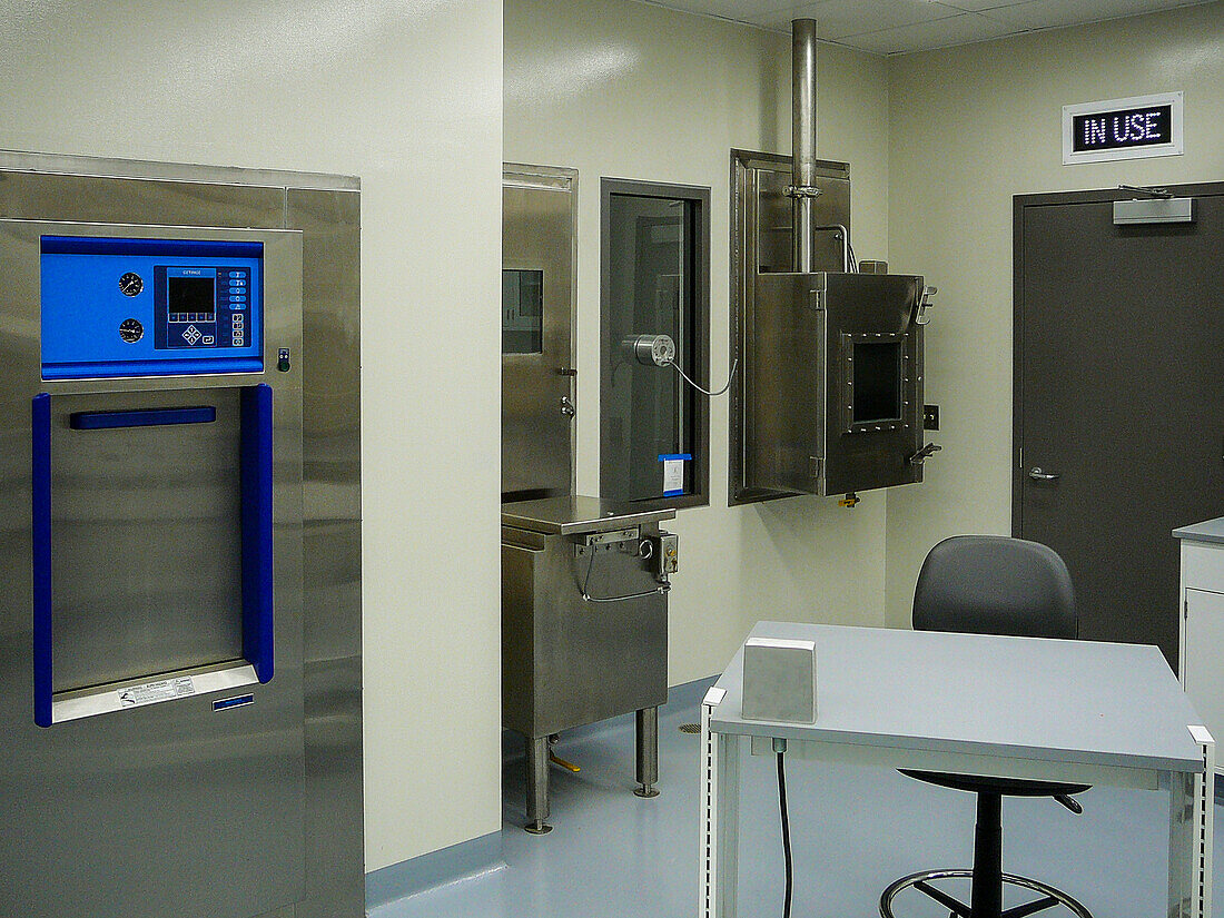 Biosafety Level 3 Training Laboratory Changing Room