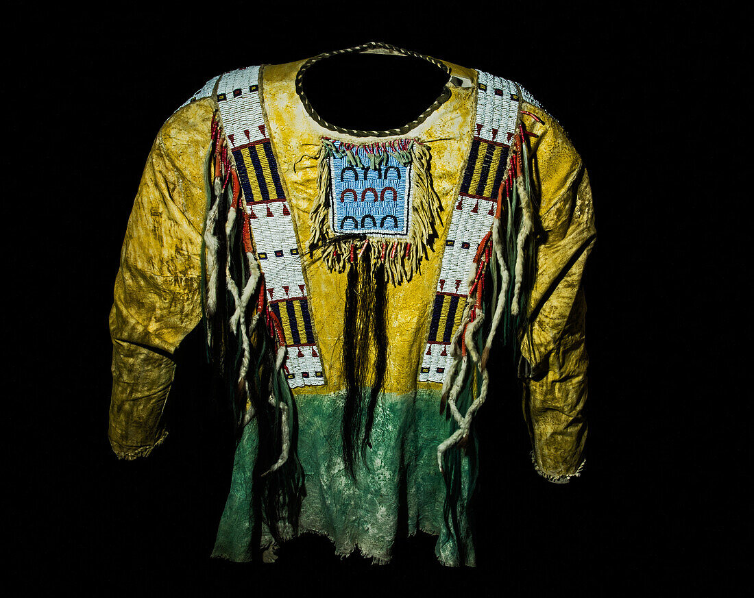 Men's Warrior Shirt, Lakota Tribe