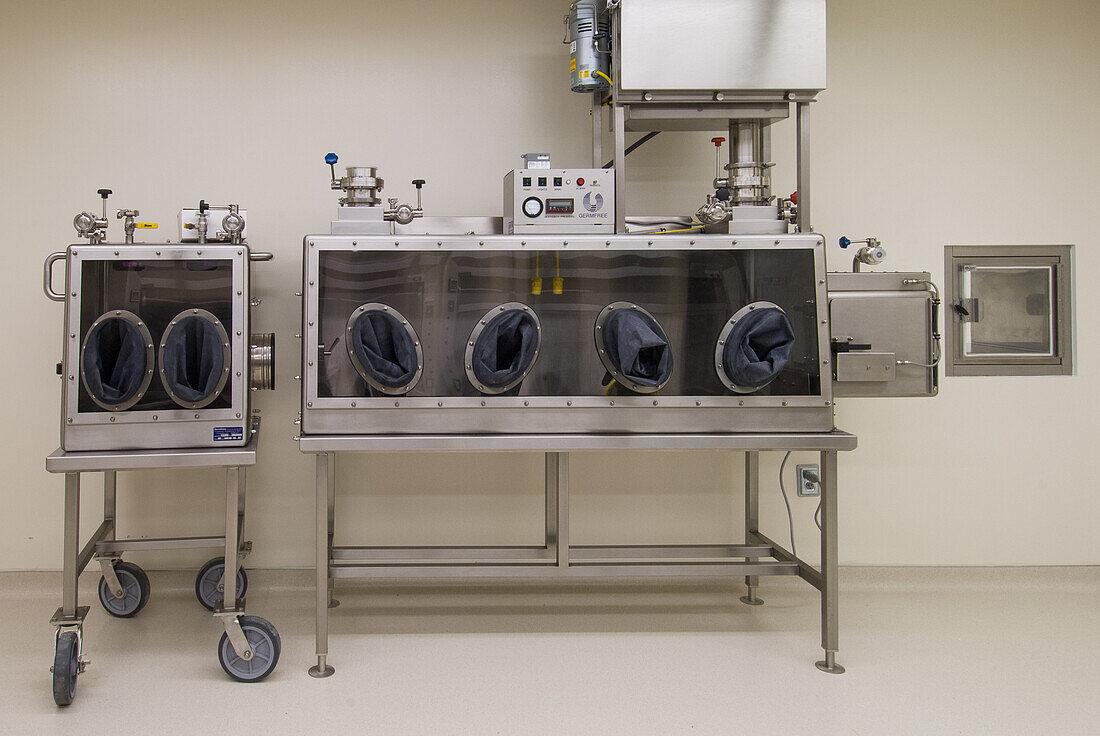 Biological Safety Cabinet and Transfer Box