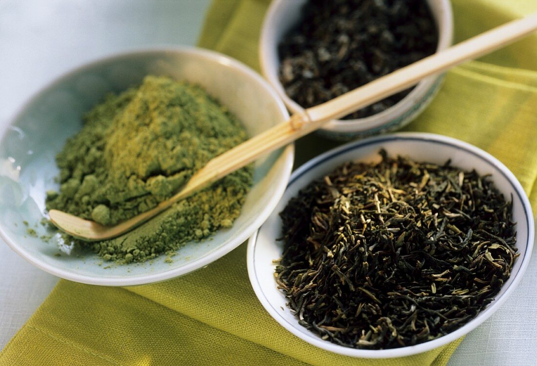 Grüne Teeblätter & -pulver (japanisch,indisch,chinesisch)
