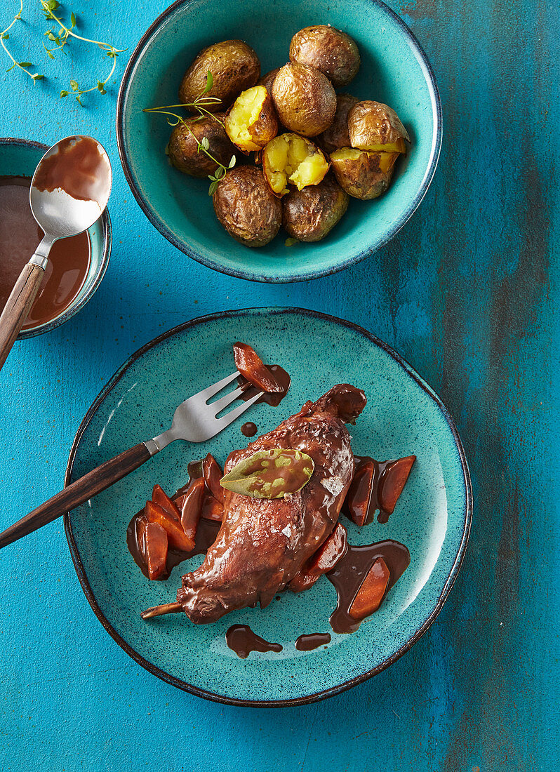 Rabbit stewed in chocolate sauce