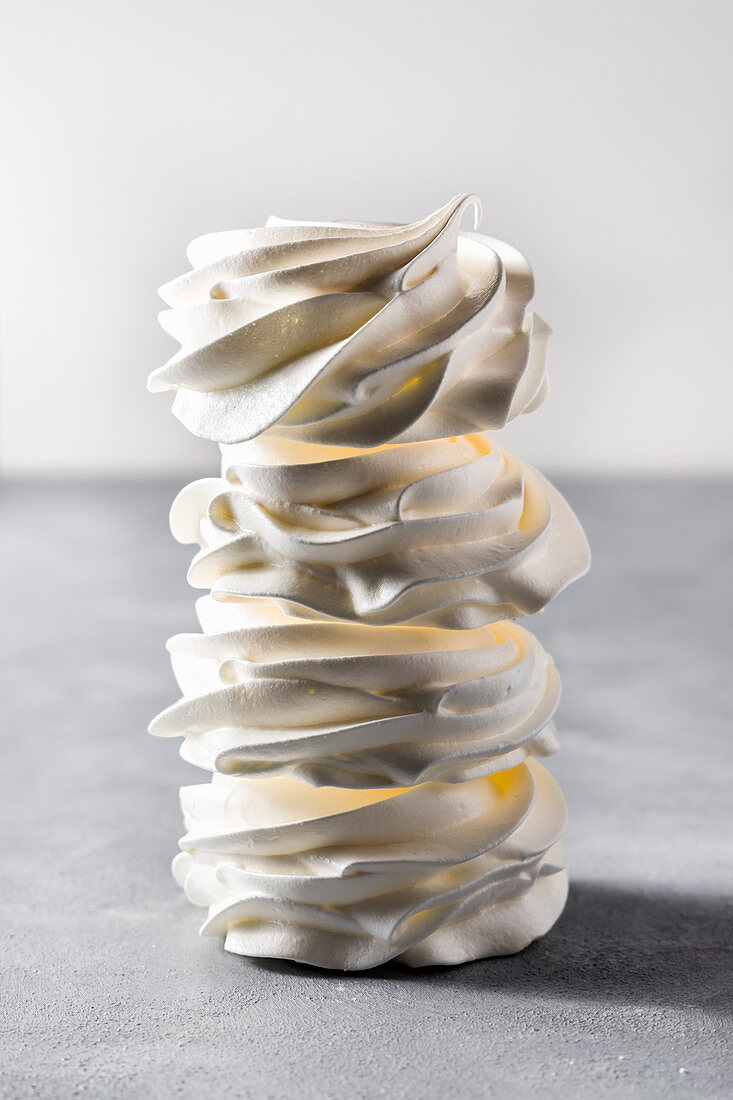 White meringue swirl stack