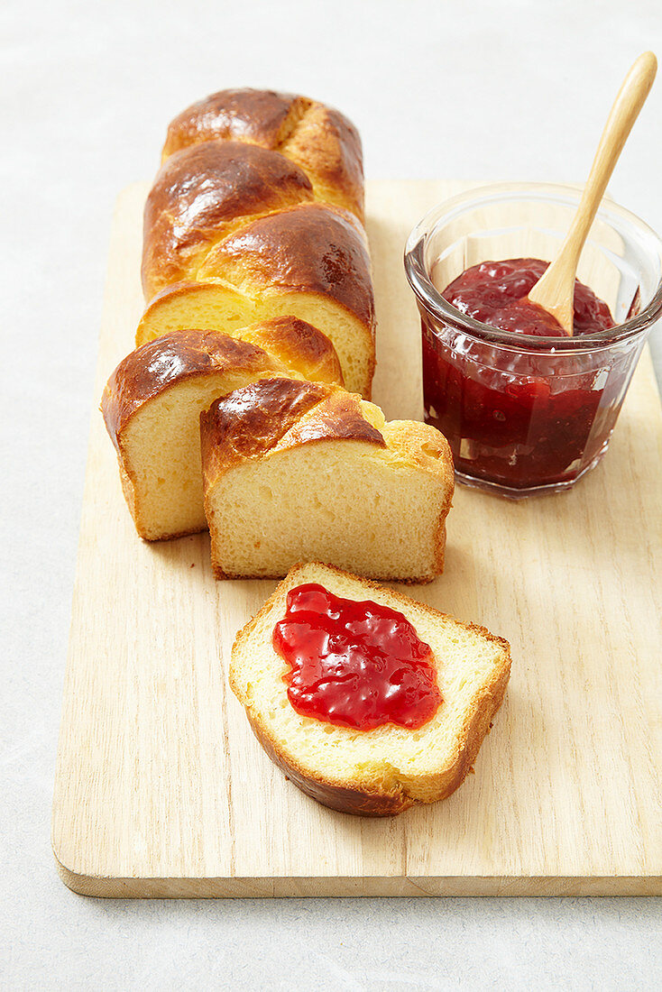 Plaited bread with strawberry jam
