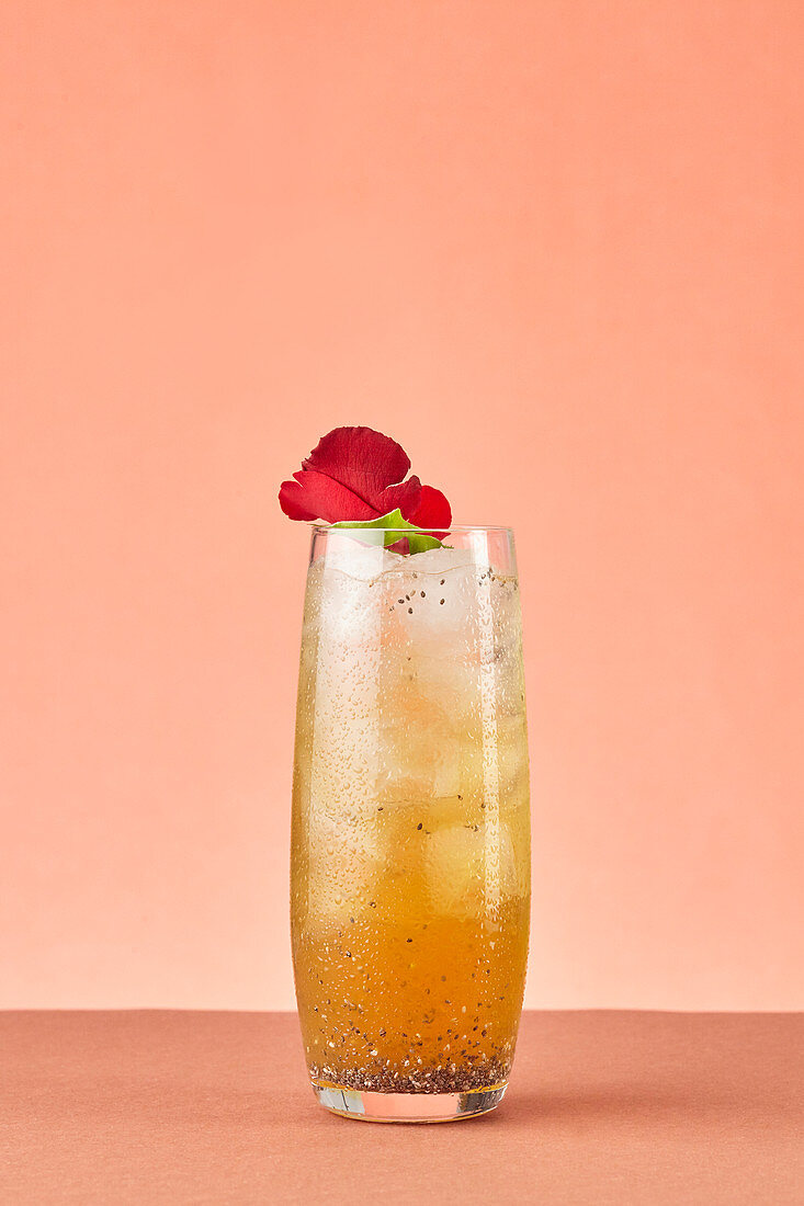 Rosen-Cocktail