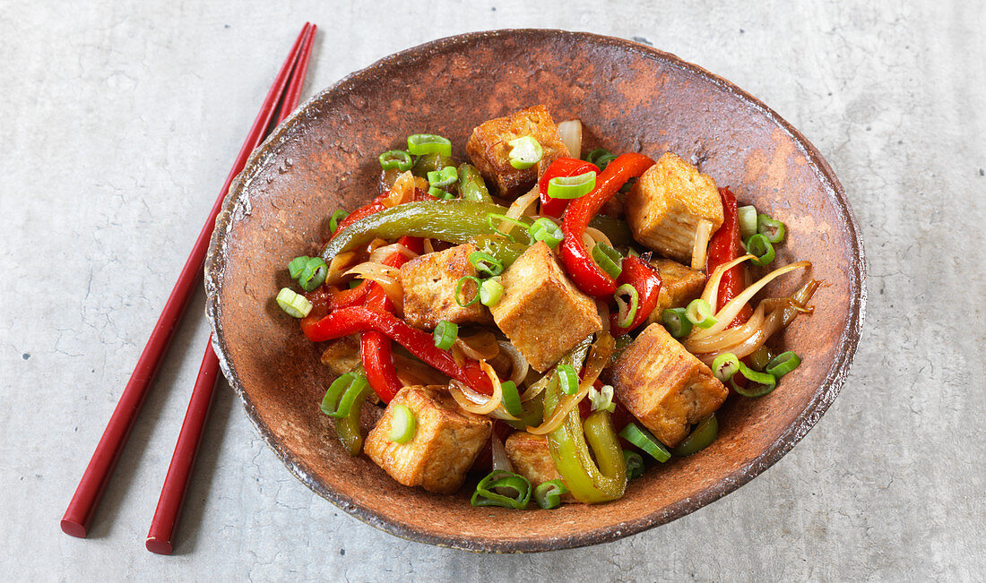 Stir-fried vegan tofu and vegetables