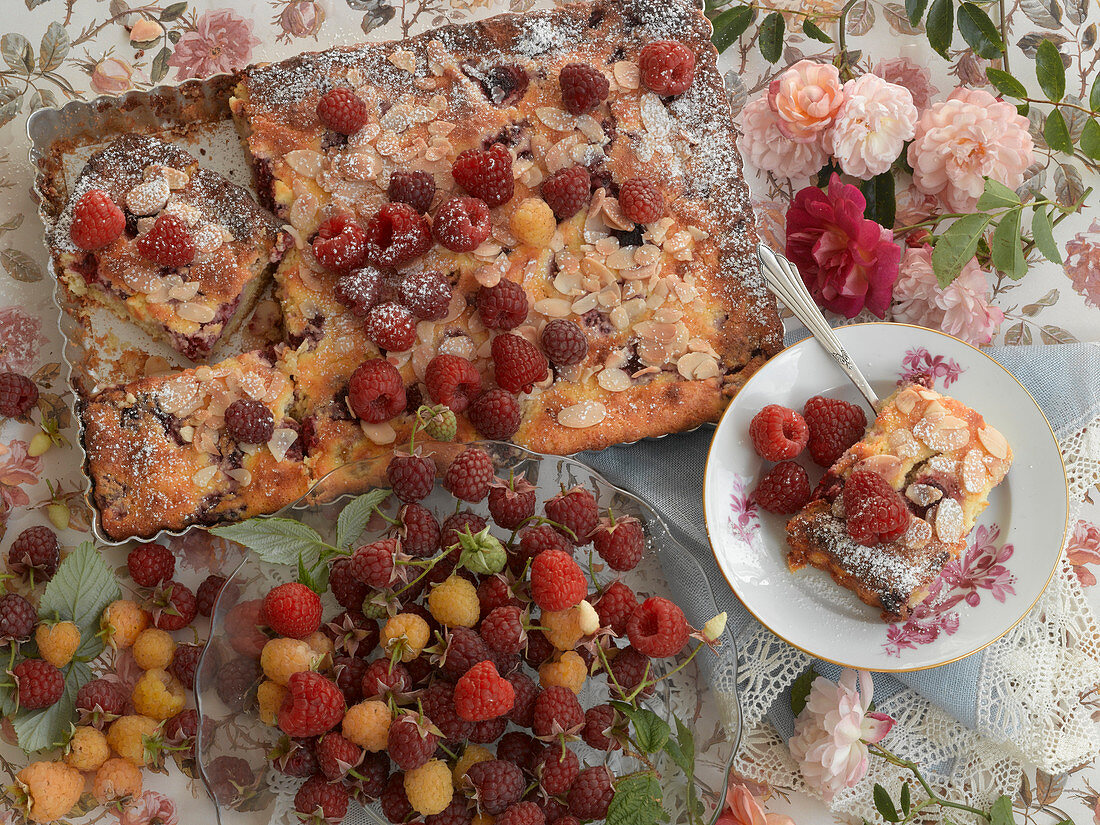 Quarkkuchen mit frischen Himbeeren