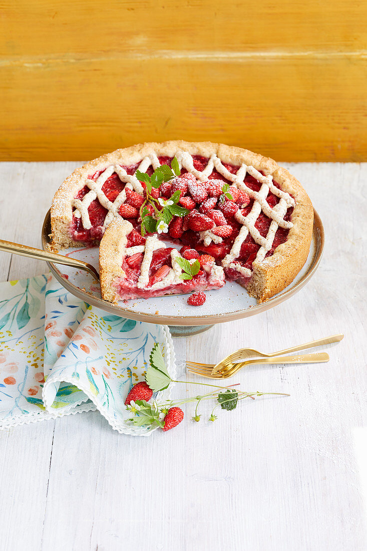 Linzer Erdbeertorte