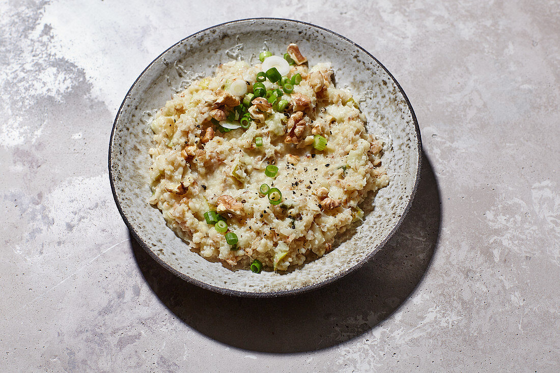 Cauliflower and barley risotto with Alpine cheese
