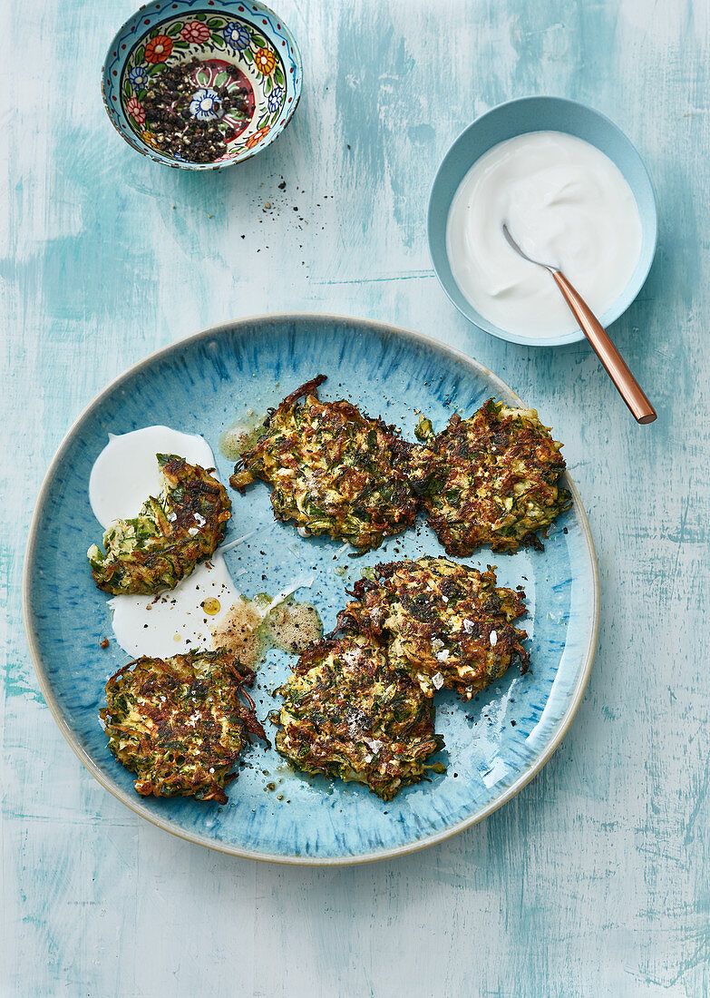 Mücver – Turkish courgette fritters with sheep's cheese