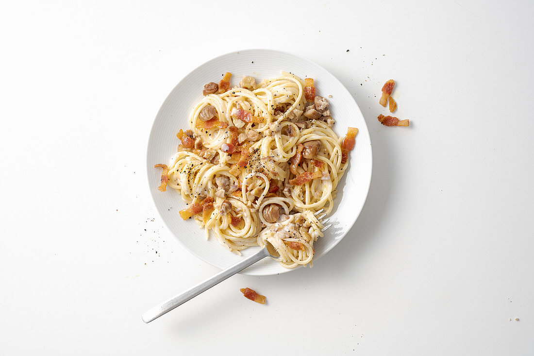 Spaghetti with chestnuts, bacon and pecorino cheese