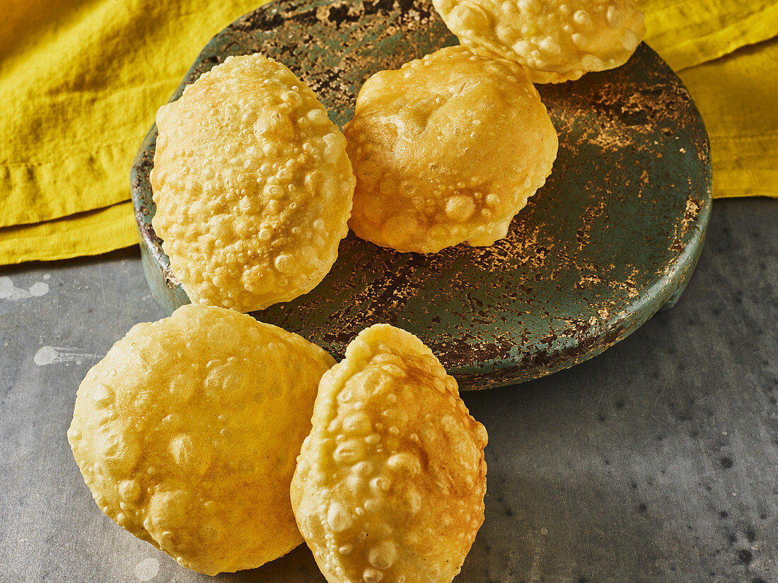 Poori (fried unleavened bread, India)