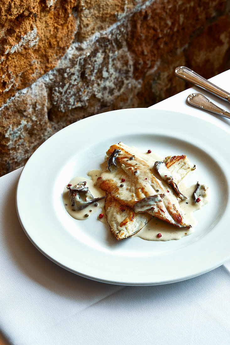 Bass fillets with dried porcini mushrooms