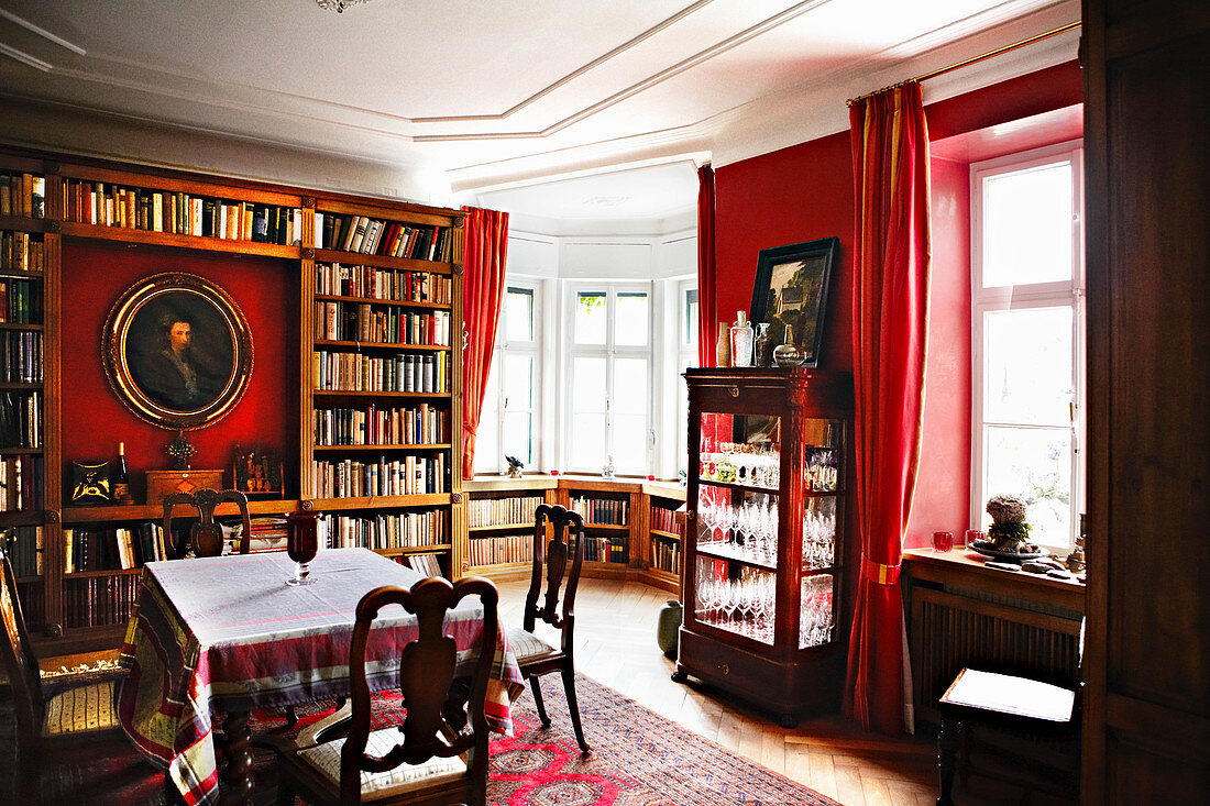 Parlour, Ernie Loosen vineyard, Mosel, Germany