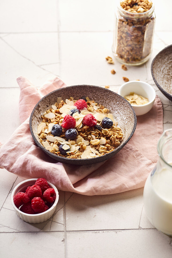 Granola with nuts, oats and berries