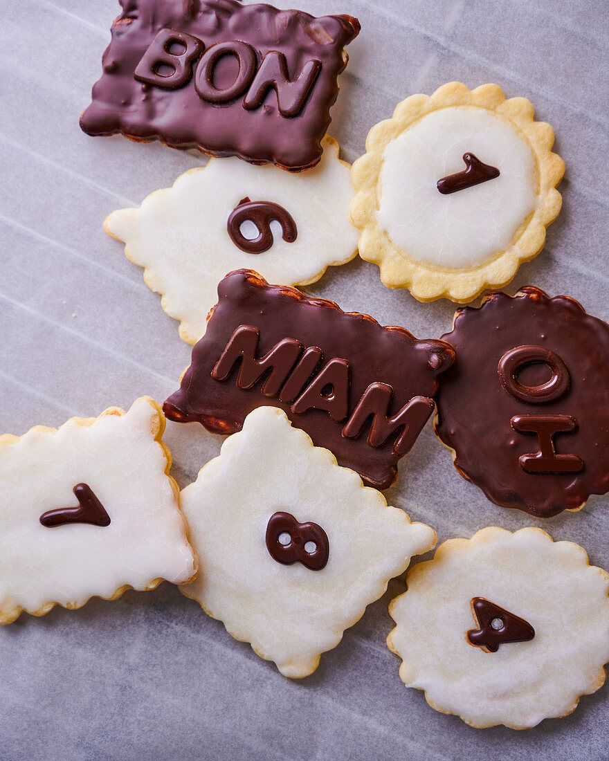 Sables for Advent