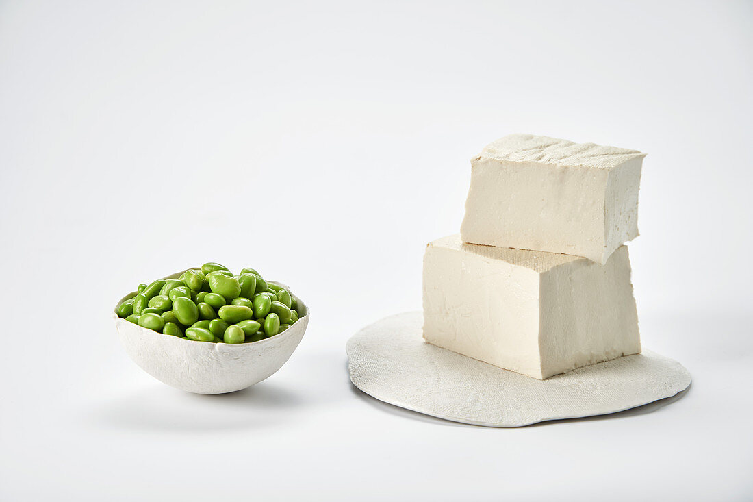 Frische Sojabohnen und Tofu