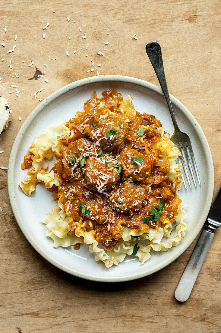 Pasta with wheatballs and tomato sauce