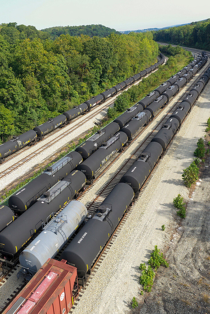 Liquified petroleum gas railway tanks