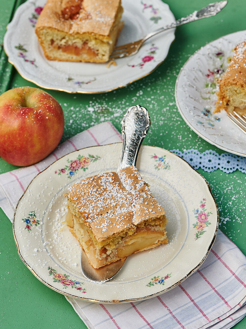 Apple ginger squares