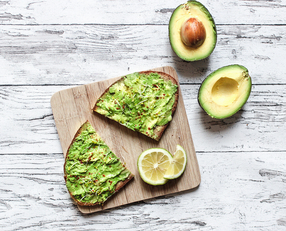 Unsaturated fatty acids – avocado instead of butter