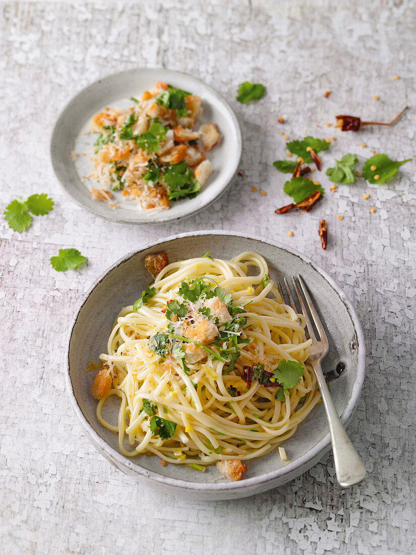 Asia-Spaghetti 'Aglio Olio'