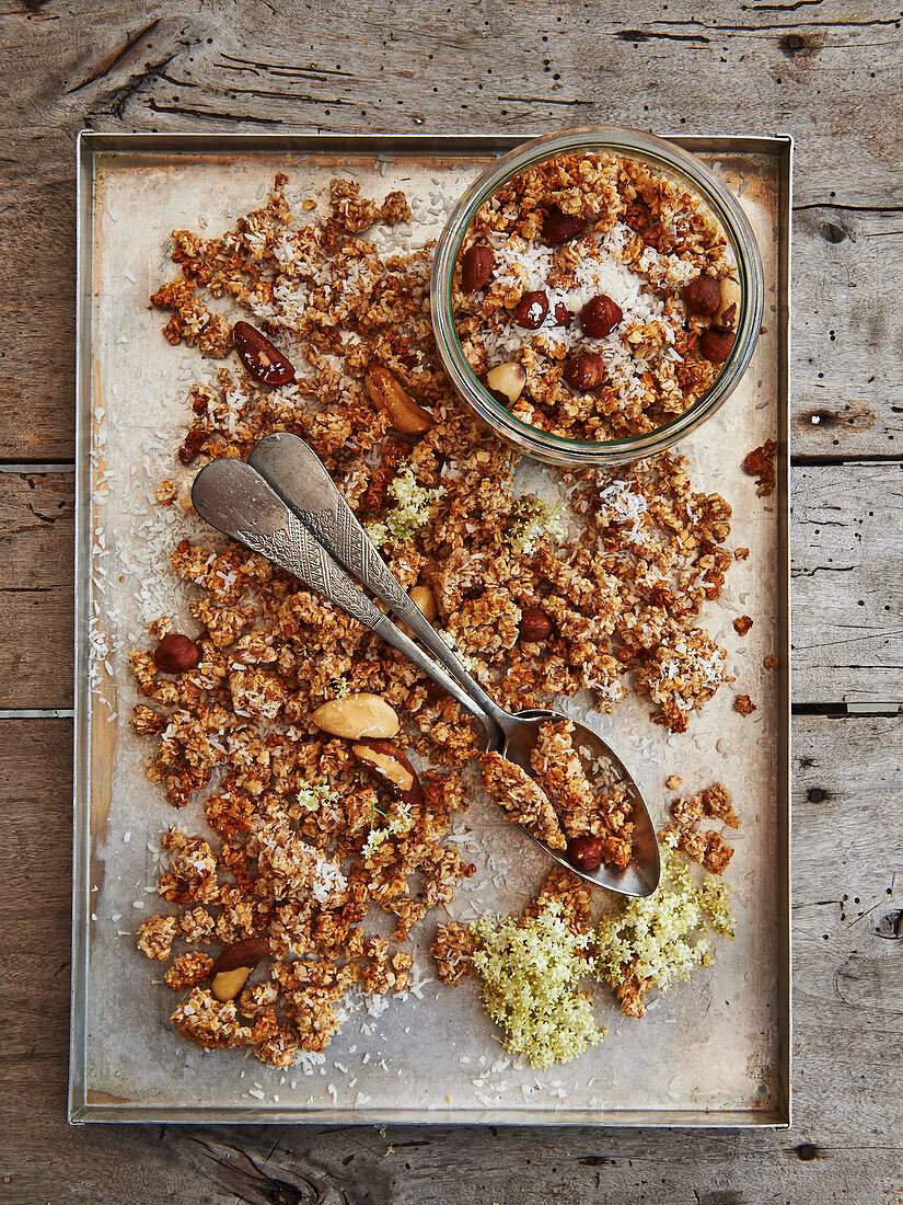 Elderflower Muesli