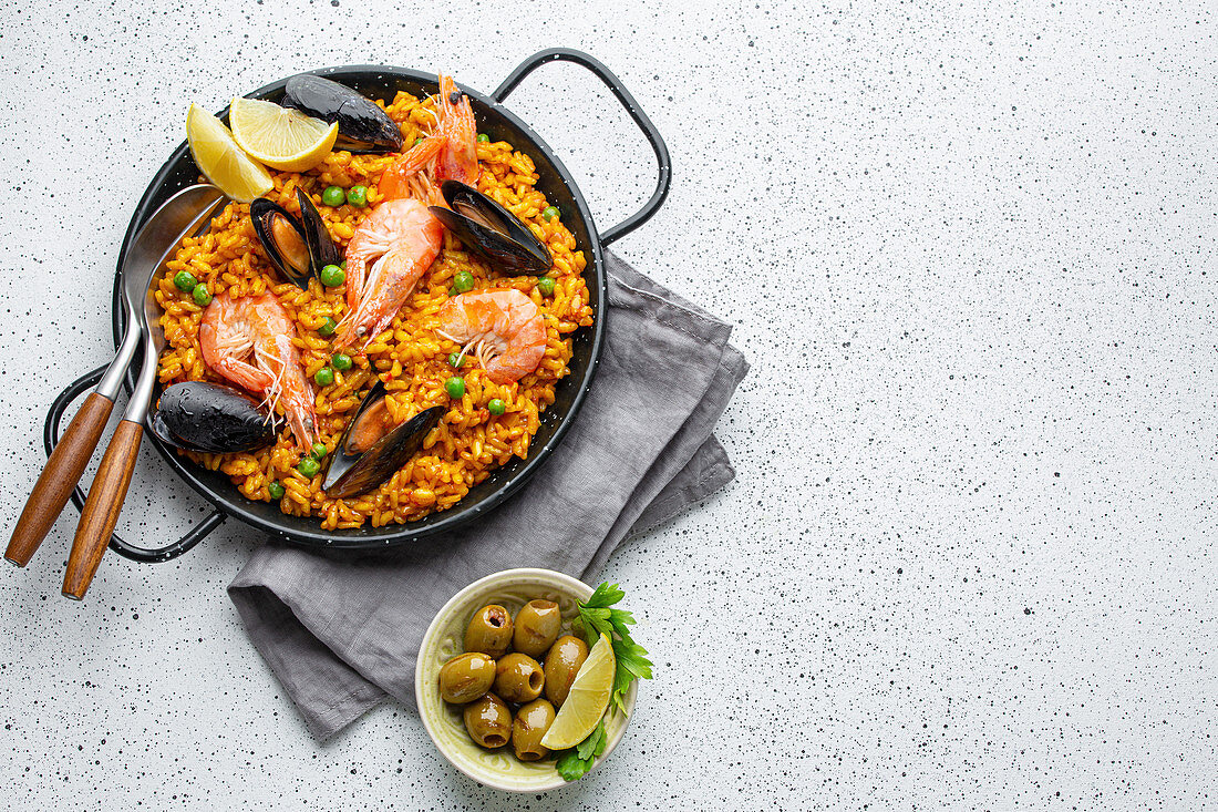 Spanish seafood paella