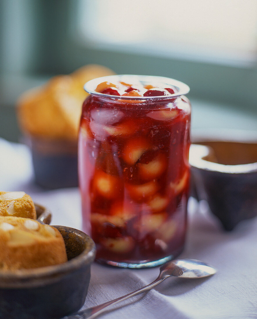 Melon-raspberry jam in a jar