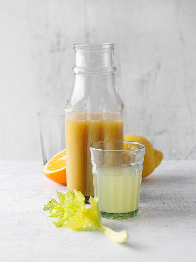 An anti-arthritis drink made from citrus fruits, celery and apple