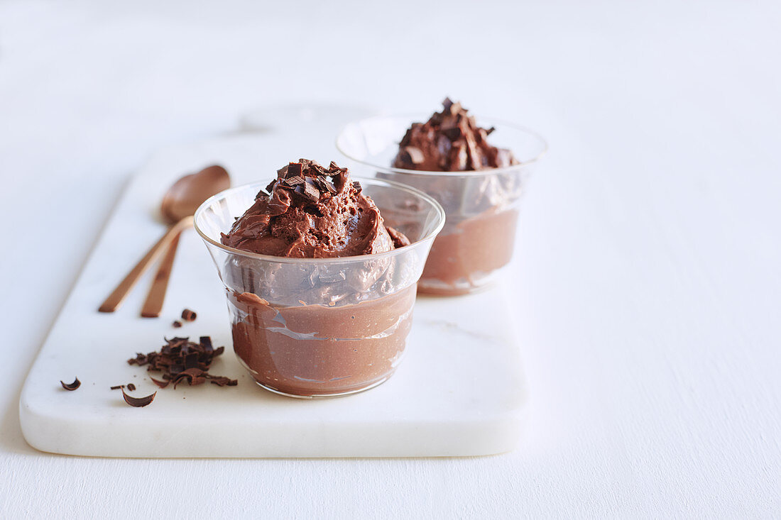 Veganes Kichererbsen-Schoko-Mousse