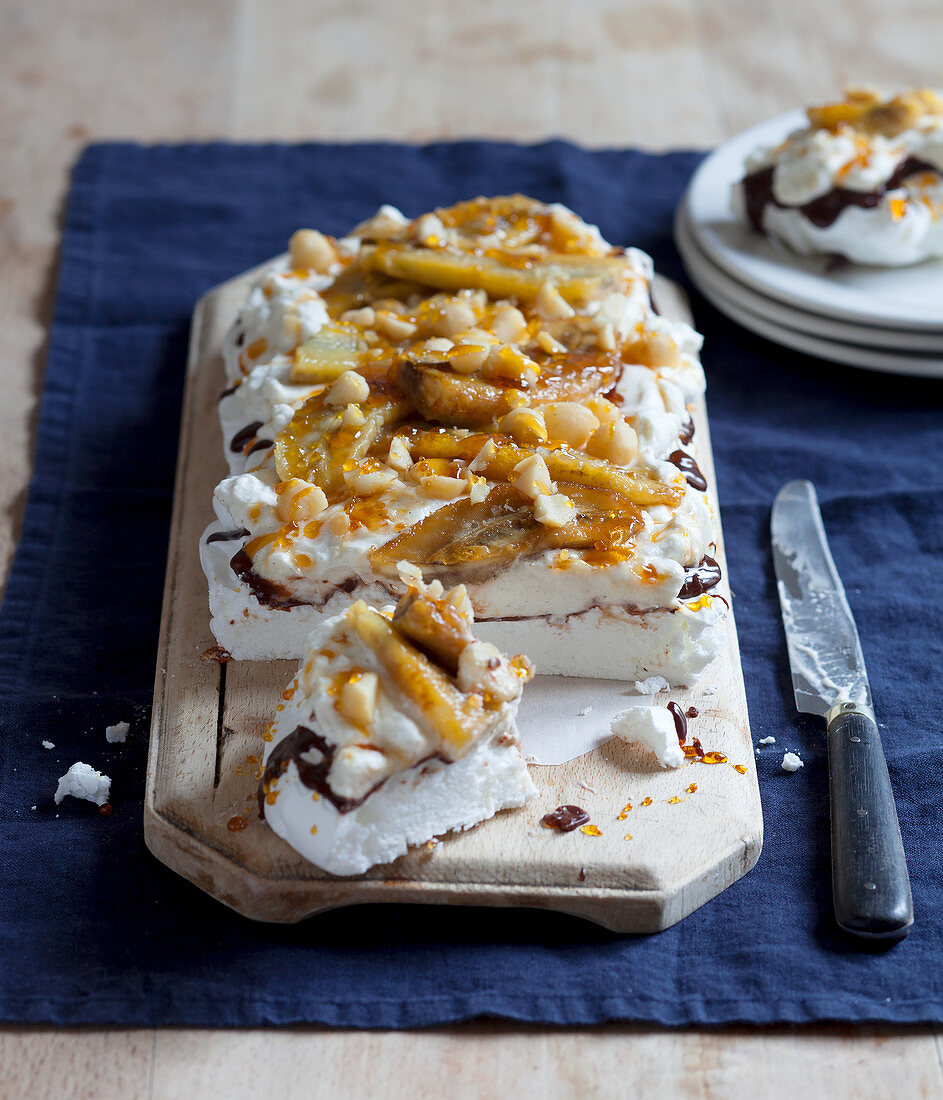 Pavlova with banana and chocolate