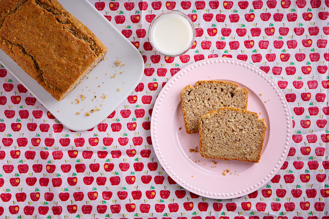 Apple-Bread