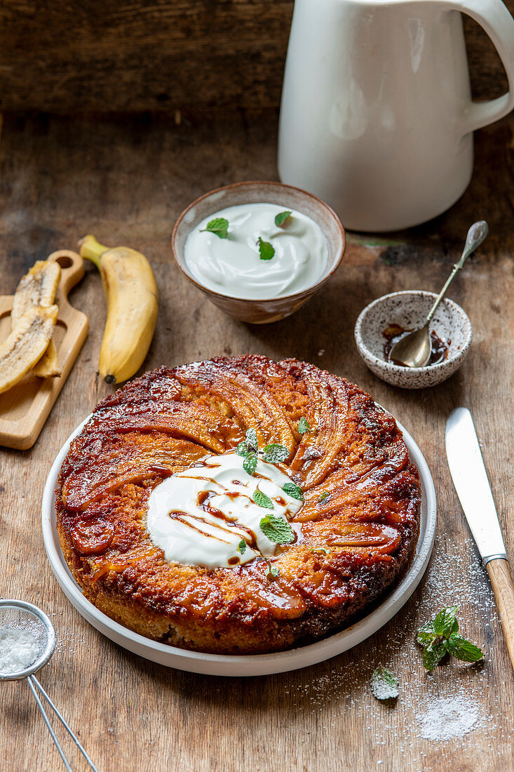 Banana upsidedown cake