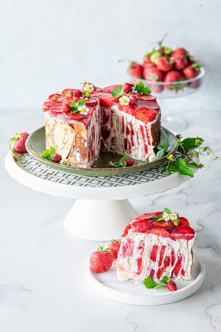 Strawberry vertical crepe cake