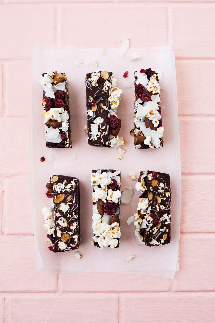 Vegane Popcorn Rocky Road Riegel