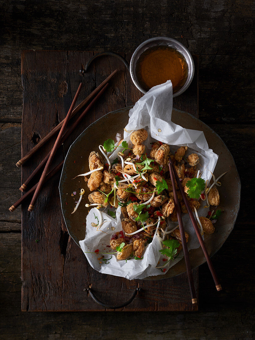 Mussel karaage with bean sprouts (Japan)