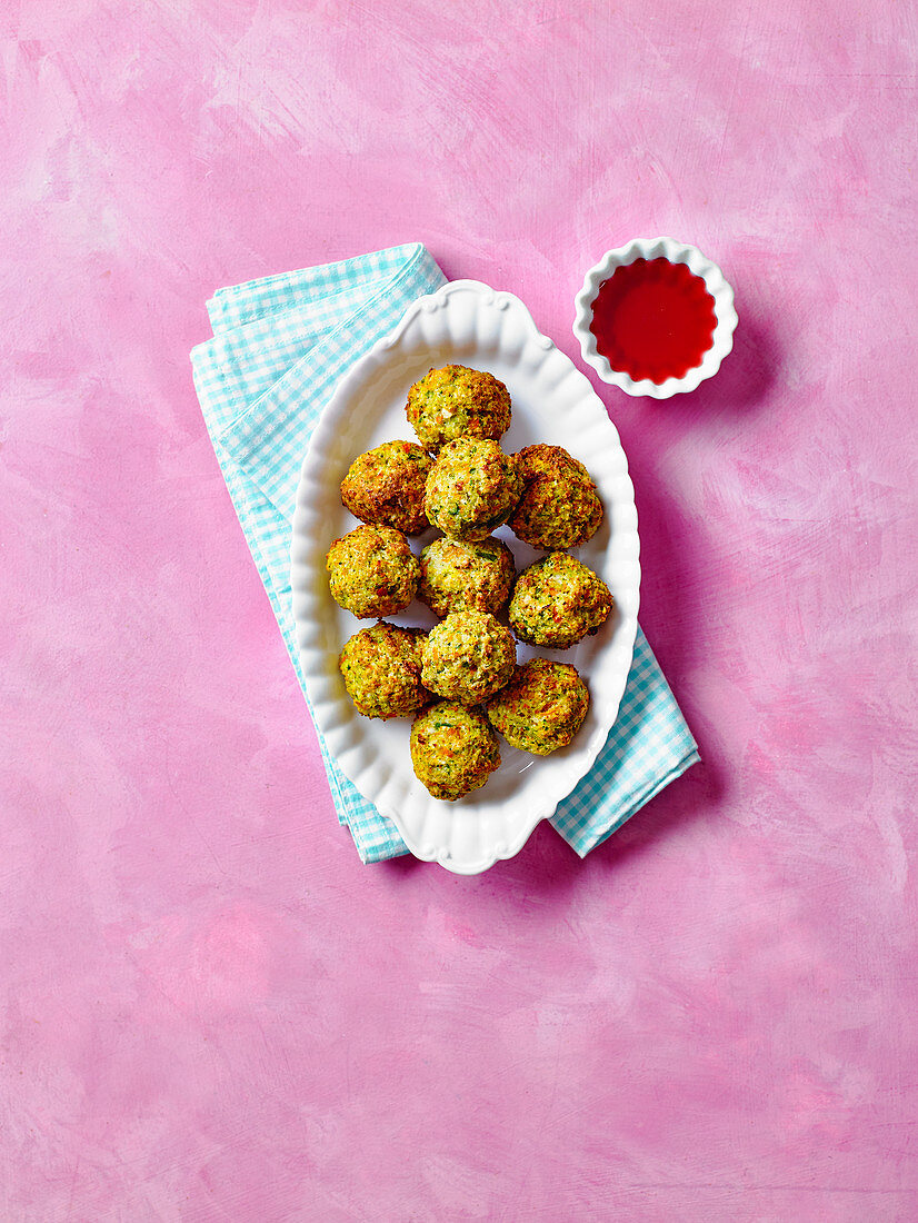 Veggie Falafel mit Dip