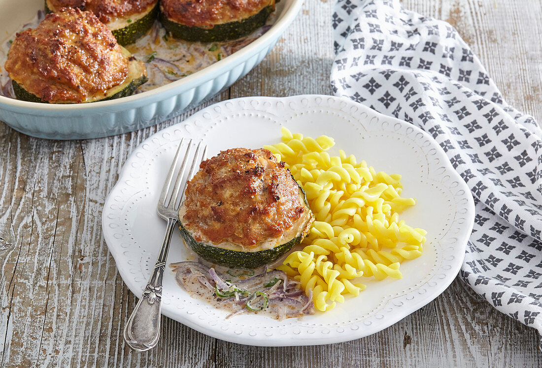 Gratinierte Zucchini mit Hackfleisch