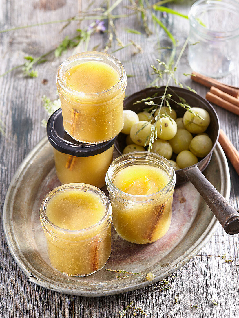 Gooseberry jam with cinnamon