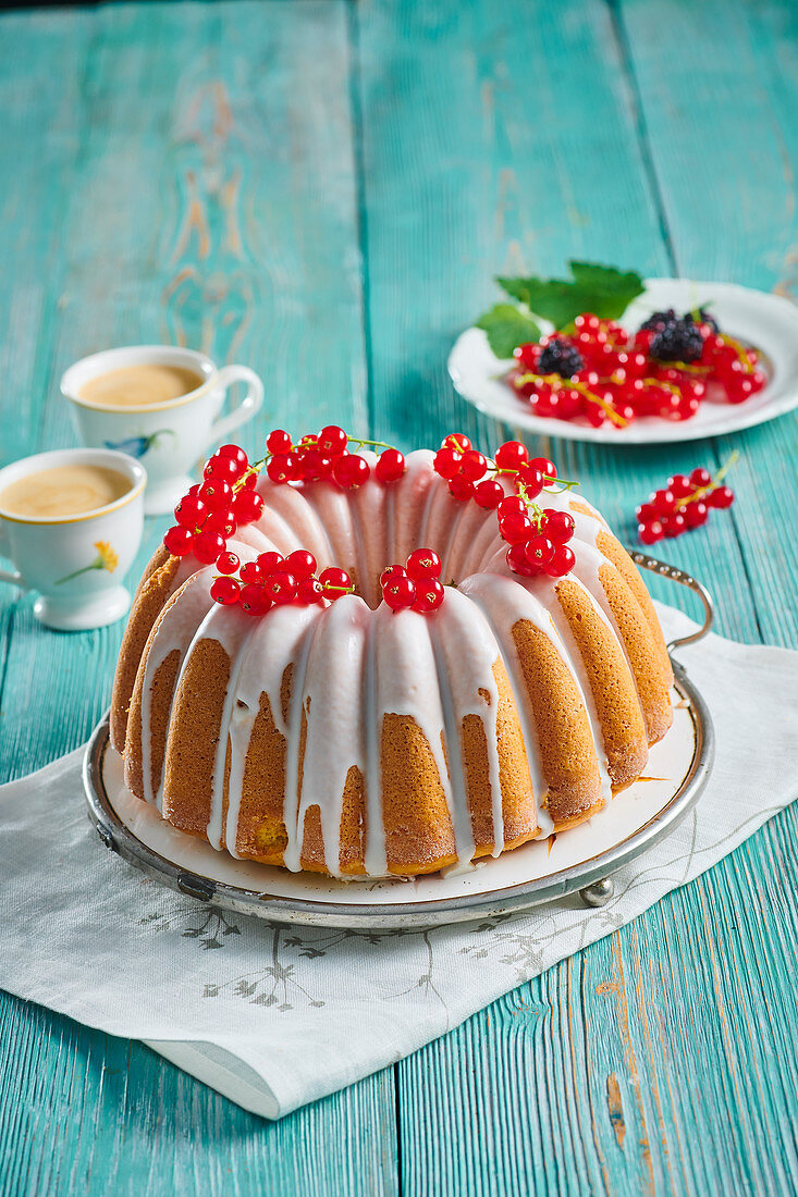 Fancy bread with red currant and blackberries