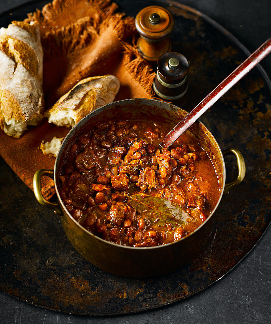 Smoky baked pork and beans