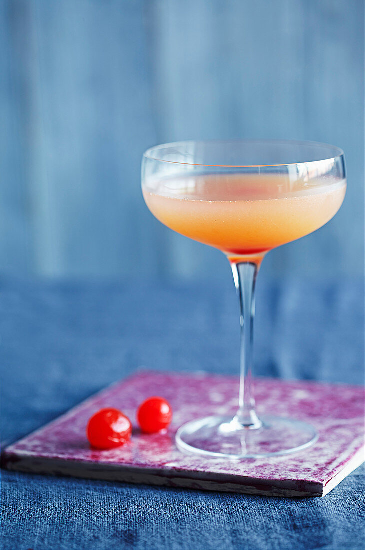 Sink the pink cocktail with gin and grapefruit juice