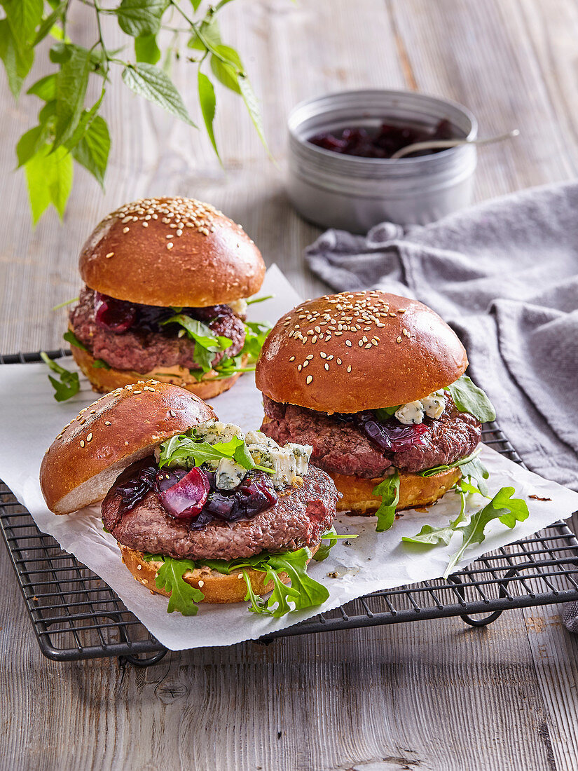 Burger with onion jam and blue cheese